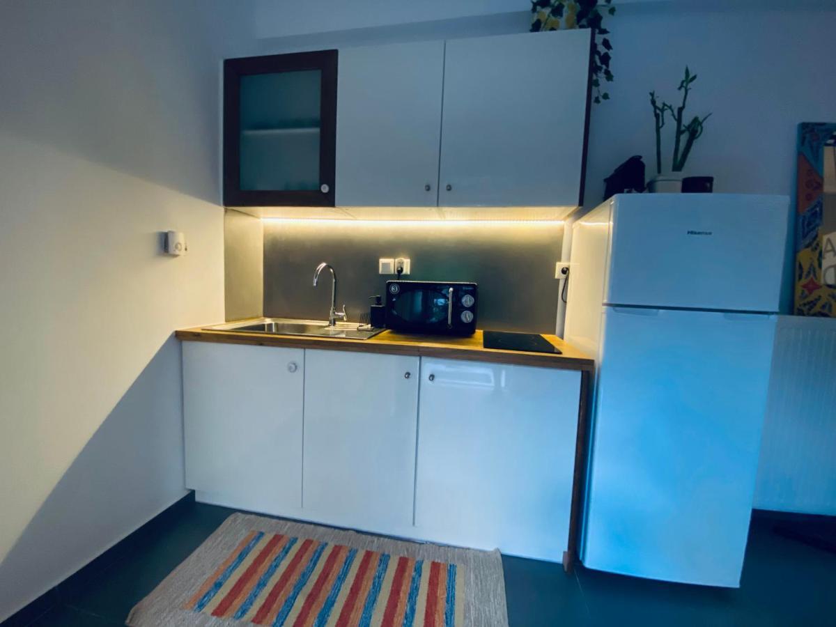 Small Gem Studio Athens, Next To Metro Nomismatokopeio Екстериор снимка